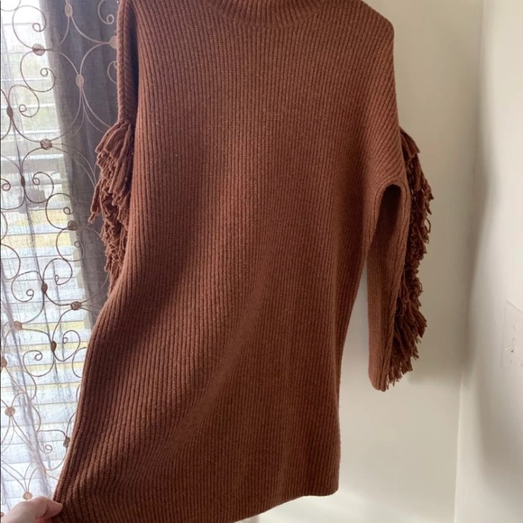 Fringe Sweater Size XS - Picture 6 of 6